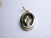 PANDANTIV PLACAT CU AUR GALBEN DE 18 K -