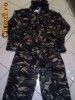 Costum de protectie impotriva intemperiilor camuflaj padure