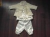 VAND COSTUM BOTEZ FETITA SUPERB PURTAT O SINGURA DATA. 40 RON