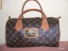 GEANTA DE DAMA DE FIRMA LOUIS VUITTON DIN PIELE LEI 250