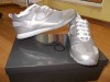 ADIDASI CK CALVIN KLEIN