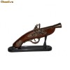 pistol cu brigheta din lemn