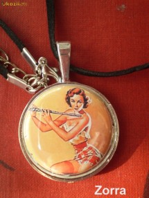 Pandantive argintate Retro PIN_UP GIRLS zorra, scarlet foto
