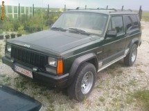 auto jeep cheroke foto