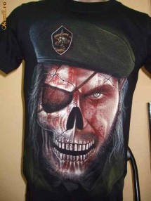 TRICOURI (TRICOU) formatii rock &  diverse imprimeuri  PIRAT SCHELET foto