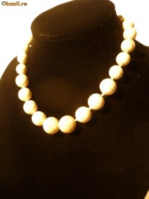 Colier pietre naturale - agate albe foto