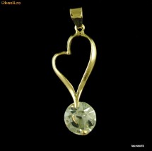 PANDANT PLACAT CU AUR GALBEN DE 18 K , CU ZIRCONIU ALB