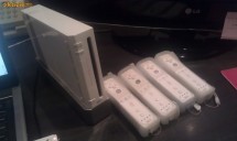 CONSOLA WII(MODAT) + 4 CONTROLLERE! OKAZIE!!! foto