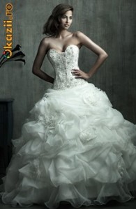 Rochie de mireasa Allure Couture; culoare: Ivory foto