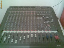 power mixer dynacord 2x700 si boxe 2x500 dif bas de 15  sub. 2x600 dif. de 18 .