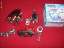 DINAM FAR BICICLETA + STOP SPATE SIGILAT 12 V- 6 W  PRET 30 RON