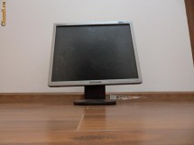 vand monitor lcd samsung SyncMaster 743, de 17 foto