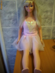 papusa barbie mattel f mare