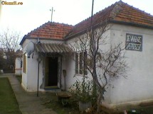 vand casa 6 camere