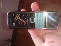 Nokia 8800  Sapphire cu carcasa de Nokia 8800 Carbon