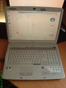 Acer Aspire 7720G + Geanta si mouse!