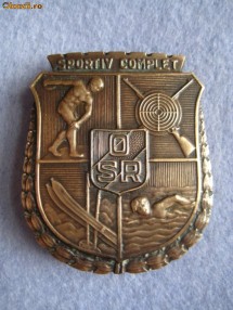 INSIGNA '' SPORTIV COMPLET '', REGALIST !