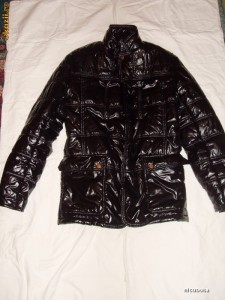 Vand Geaca marimea S - M ( casual )