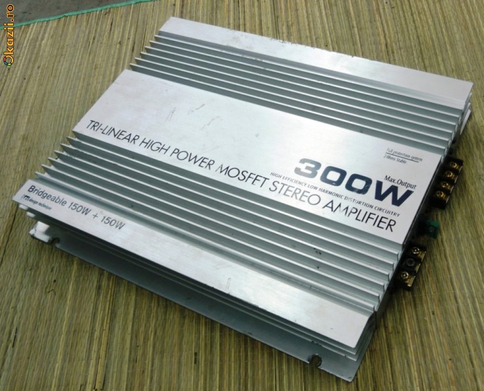 AMPLIFICATOR 300W foto mare