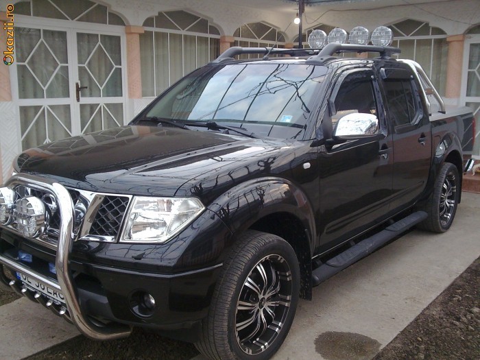 NISSAN NAVARA foto mare