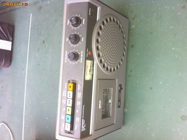 Casetofon portabil Tandberg EDUCATIONAL Audio Tutor AT 771 foto mare