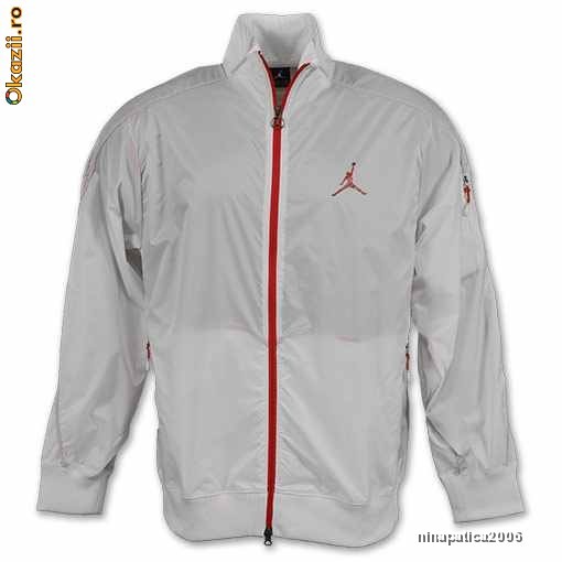 GEACA  NIKE AIR JORDAN  O R I G I N A L !!! MARIMEA M foto mare