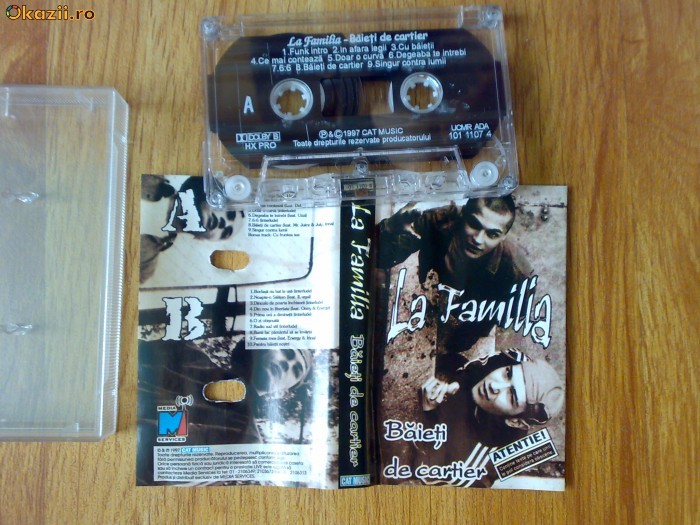 Vand 2 casete: LA FAMILIA - Baieti de cartier + IL-EGAL - 2 baieti din sud  ( rap/hip hop romanesc) foto mare
