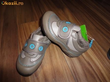 Pantofi/adidasi CROCS originali foto mare