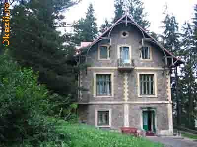 Cazare la munte in Sinaia , inchiriez cabana - vila in Sinaia . foto mare
