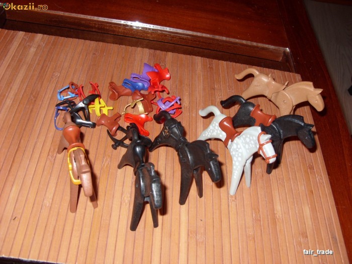 Jucarii figurine caluti Geobra foto mare
