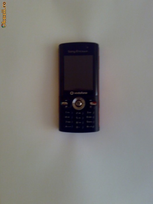 Vand / Schimb Sony Ericsson V640i foto mare