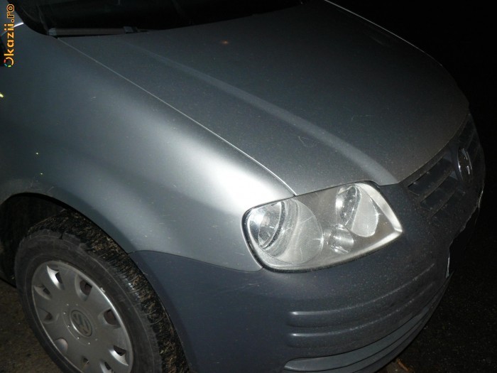 Far dreapta  VW Caddy sau  Touran foto mare