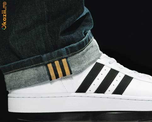 Imbracaminte, incaltaminte Adidas, Nike, Puma foto mare