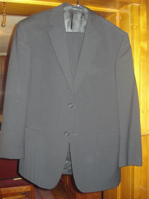 Costum Seroussi marimea 52 foto mare