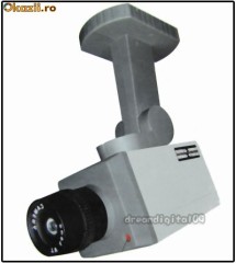 Camera falsa de supraveghere, cu senzor de miscare