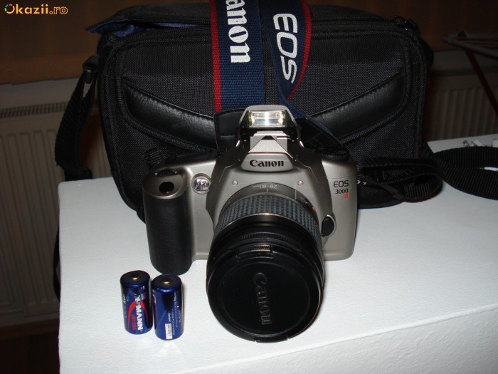 Camera aparat fotografiat SLR Canon EOS 3000 N , MERITA! foto mare