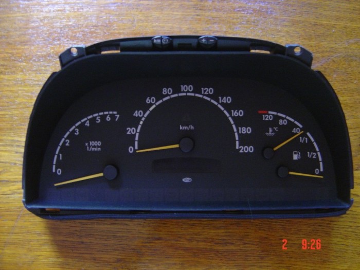 Plansa bord Mercedes Vito din Dezmembrari