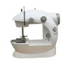 MINI SEWING MACHINE 4 IN 1 -MASINA DE CUSUT PORTABILA PE BATERII, INCLUS SI ADAPTOR LA PRIZA = CADOU 1 SET DE ATA COLORATA(10 buc), SUPER OFERTA!!!!